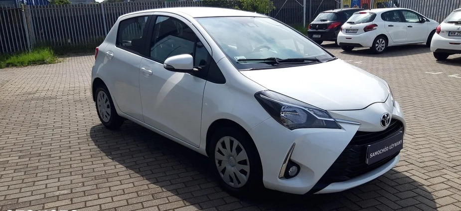 Toyota Yaris cena 42500 przebieg: 143213, rok produkcji 2018 z Lublin małe 37